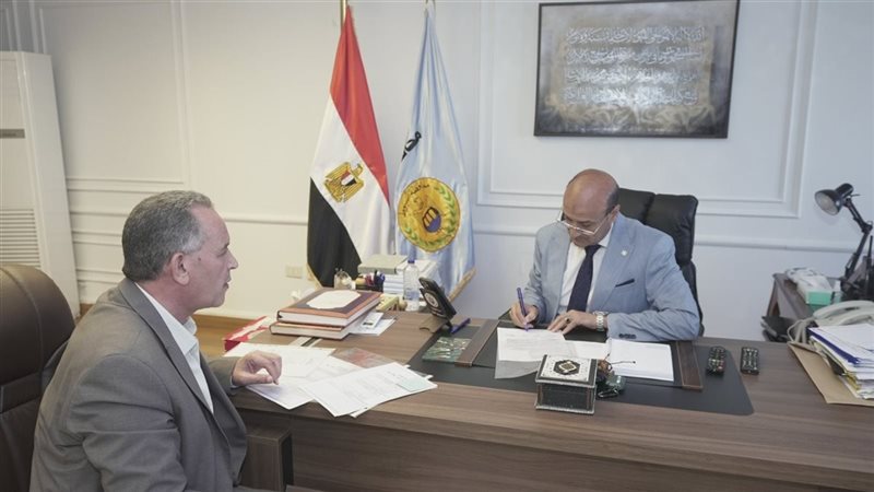 محافظ اسيوط