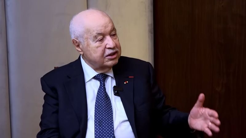 الدكتور طلال أبو