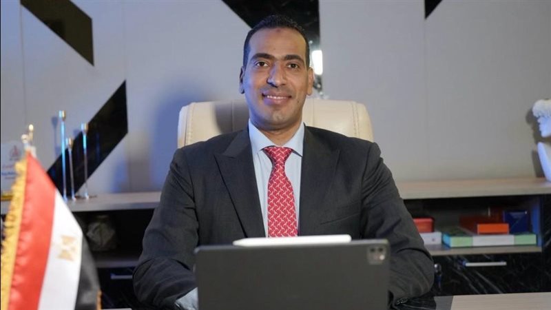 النائب محمود حسين