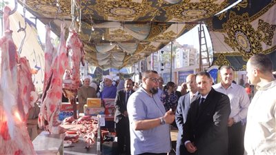 محافظ دمياط يفتتح مهرجان التسوق المجاني للأيتام في دمياط الجديدة 