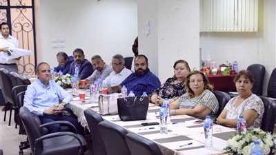 رئيس الطائفة الإنجيلية يشهد لقاء 