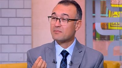 كيف نعالج هوس الأطفال بلاعبين كرة القدم؟.. استشاري تربوي يقدم الحل النهائي