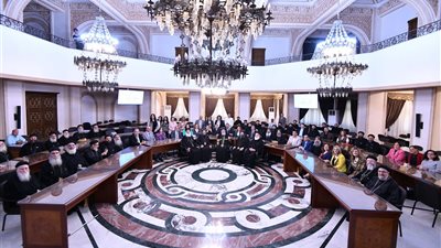 البابا تواضروس يلتقي أعضاء هيئة تدريس إكليريكية الإسكندرية