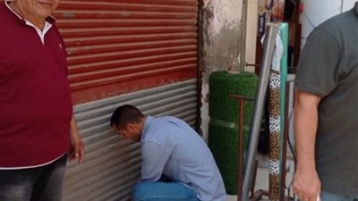 رفع 309 إشغالات وغلق 19 محلًا مخالفًا بكوم حمادة بالبحيرة