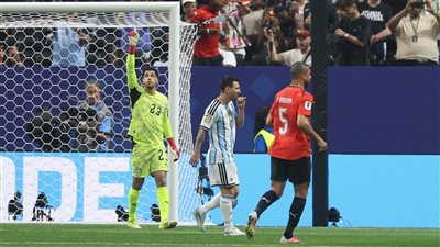 شوبير بعد الوداع من كأس العالم أمام الأرجنتين: مفيش نصيب نكسب