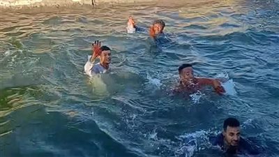 بعد الحنة الإسناوي.. عريس بالأقصر يقود المعازيم إلى الترعة