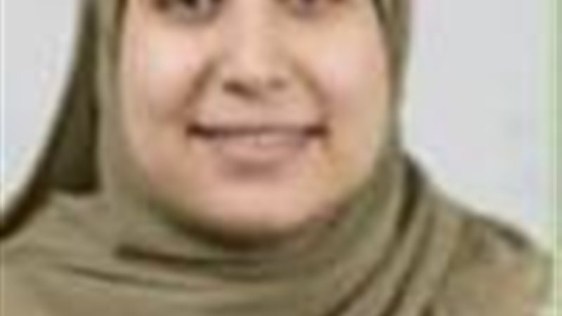 حافظة القرآن تتربع