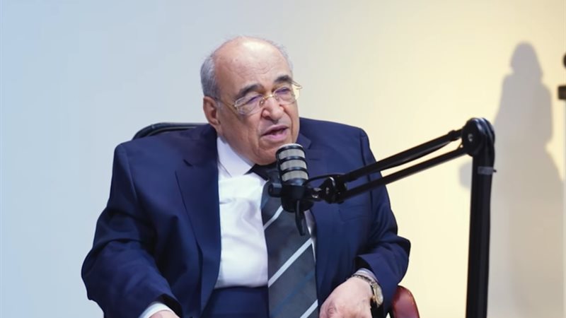 مصطفى الفقي 