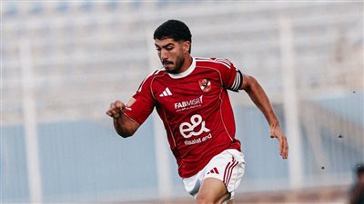 كروجر يونايتد يتحرك للتعاقد مع أحمد الشيخ لاعب الأهلي | مستند