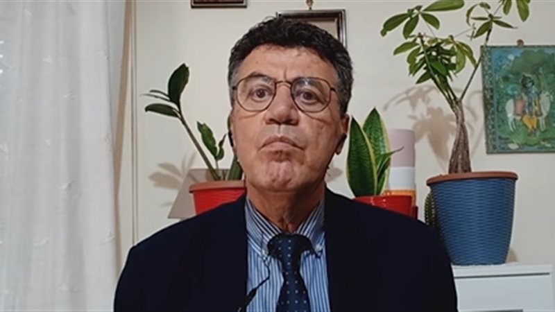  فؤاد عودة نقيب الأطباء