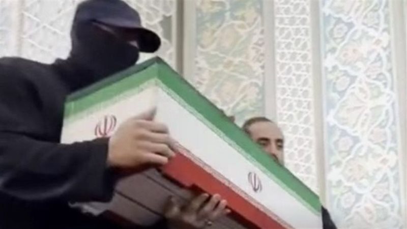  الرجل الملثم في