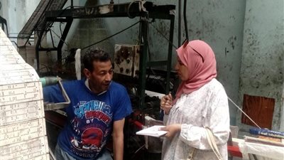 محافظ قنا: لجان مشتركة من مديرية العمل والتأمينات لمراجعة مواقف العمال 