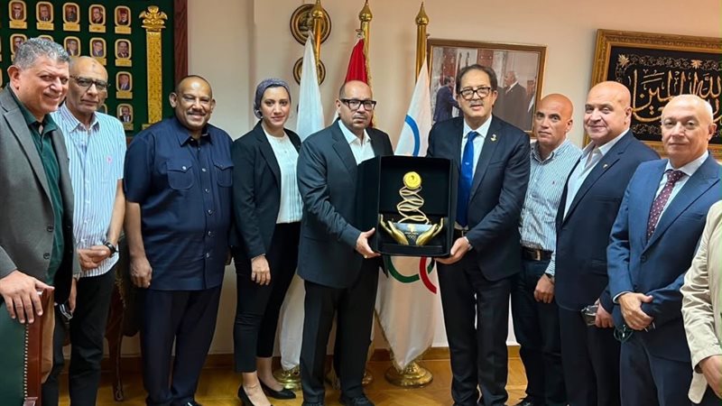 ياسر إدريس مع اللجنة الأولمبية 