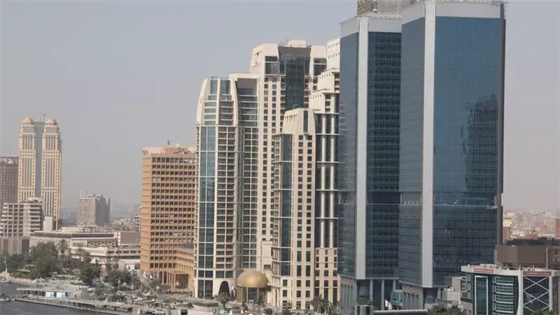  ثلاثة مبانٍ حكومية