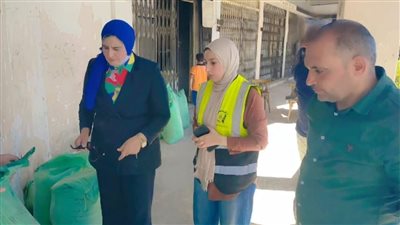 تموين دمياط يغلق مخبزا بلديا بمدينة دمياط الجديدة ويصادر طن دقيق مدعم