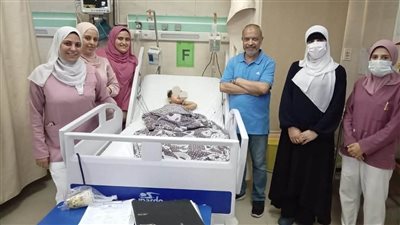 مستشفى دمياط العام تنقذ طفلة من مضاعفات خطيرة بعد تناول الحنة السوداء
