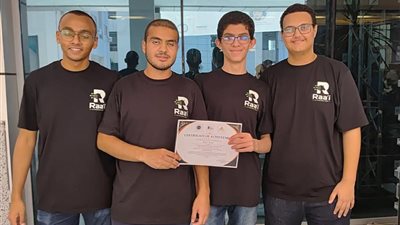 طلاب حاسبات ومعلومات جامعة السويس يحصدون المركز الأول في هاكثون جامعة دمياط 