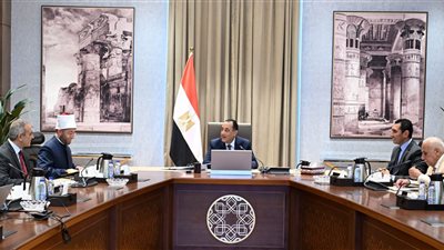  رئيس الوزراء يناقش الحلول المقترحة لأرض نادي الزمالك التابعة للأوقاف