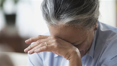 البكاء المتكرر.. متى يكون علامة على مشكلة صحية؟ أطباء يكشفون الأسباب والأعراض