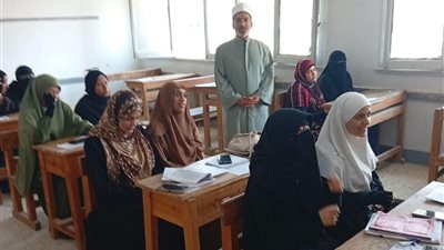 وسط إقبال كبير.. استمرار فعالات النشاط الصيفي لمعاهد القراءات بأزهرية السويس 