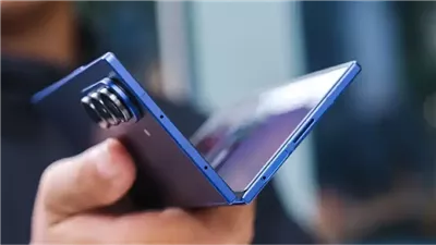 قبل شراء هاتف قابل للطي.. 7 عيوب يجب أن تعرفها جيدًا