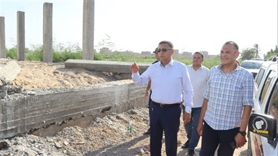 محافظ القليوبية يرصد تعديا على أرض زراعية بأبو زعبل ويوجه بإزالته فورا