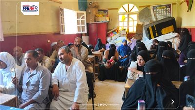 مياه الفيوم تنظم ندوات توعية واستطلاعات رأي وسحب عينات بقرية العزيزية بطامية 