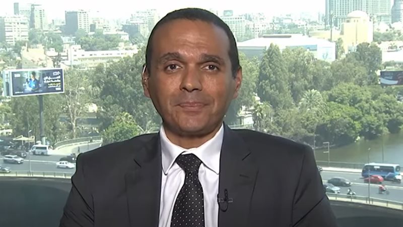 مدحت نافع