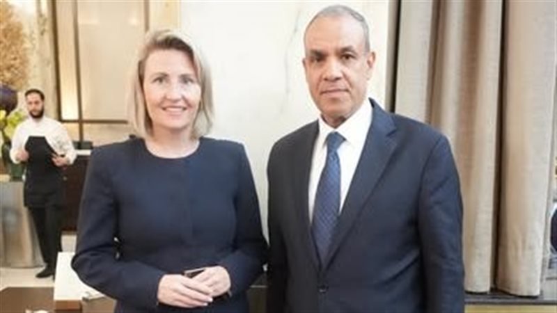 وزير الخارجية والمدير