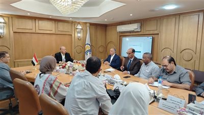 محافظة قنا تناقش آليات تطبيق دليل الهوية البصرية والطابع العمراني