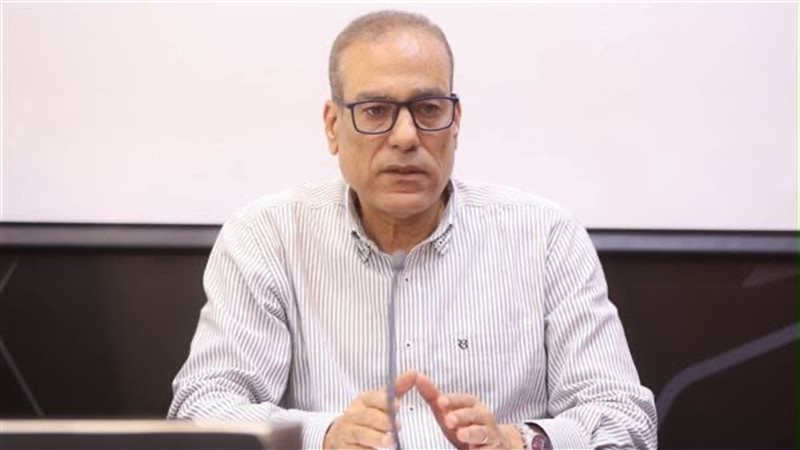 مصطفى عزام