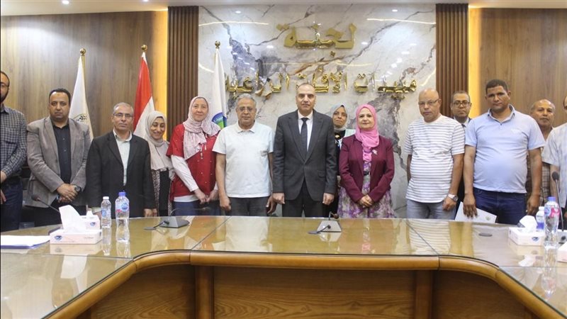  لجنة مبيدات الآفات