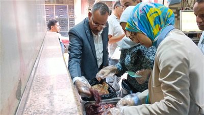 لتحقيق الانضباط .. محافظ أسيوط: تحرير 808 محاضر تموينية خلال أسبوع