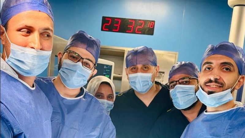 فريق طبي بجامعة بنها