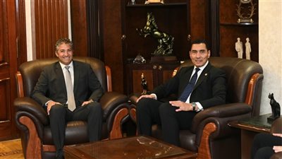     وزير الشباب والرياضة يبحث مع مسؤولي وادي دجلة تعزيز التعاون