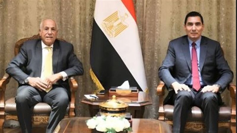 جوهر نبيل وزير الرياضة