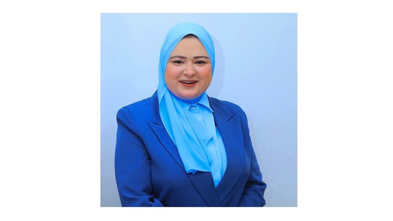 الدكتورة سارة فوزي،