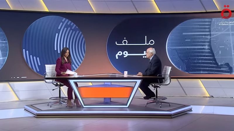 رياض منصور 