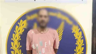 ظهر عاري الصدر في فيديو متداول.. القبض على متهم بممارسة البلطجة في شبرا