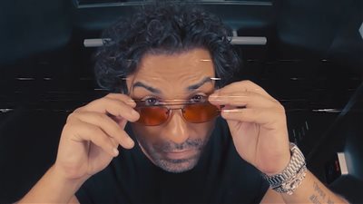 أحمد فهمي يطلق براند نظارت خاص به بعنوان EXI |صور                             