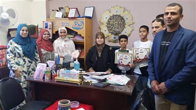 منطقة السويس الأزهرية تكرم حفظة القرآن الكريم بالرواق الأزهري بمعهد الفتيات