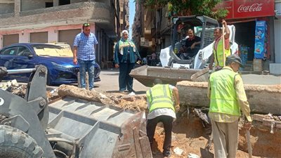 حملات مكثفة للنظافة والصيانة وإزالة المخالفات بعدة أحياء بالجيزة