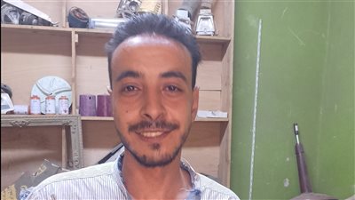 من قطع الغيار المستعملة بورشته إلى كولدير مياه..مبادرة إنسانية لشاب بالقليوبية