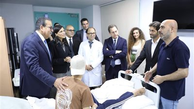 وزير الصحة والوزيرة الفرنسية للشئون الفرانكفونية يتفقدان مستشفى جوستاف روسي