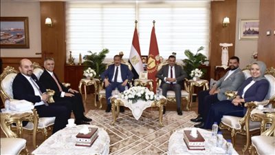   تخرج الدفعة الخامسة من برنامج “هي تقود” لدعم طالبات التعليم الفني ببورسعيد
