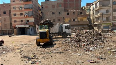 رفع 995 طنًا من التراكمات التاريخية والمخلفات بجميع مراكز الغربية