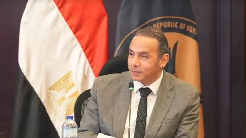 إسلام عزام - رئيس