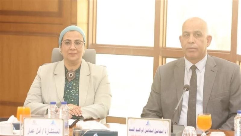 المستشارة أمل عمار 