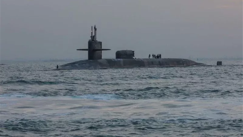 مفاعلات نووية بحرية
