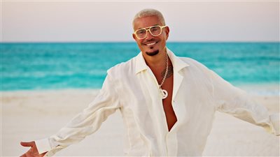 أغاني عمرو دياب الجديدة .. الهضبة يتصدر التريند بعد طرح ألبوم 